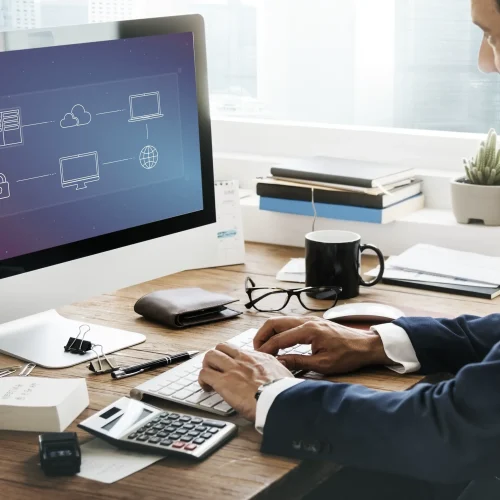 ud-computing-data-management-concept